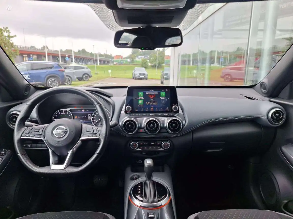 NISSAN JUKE