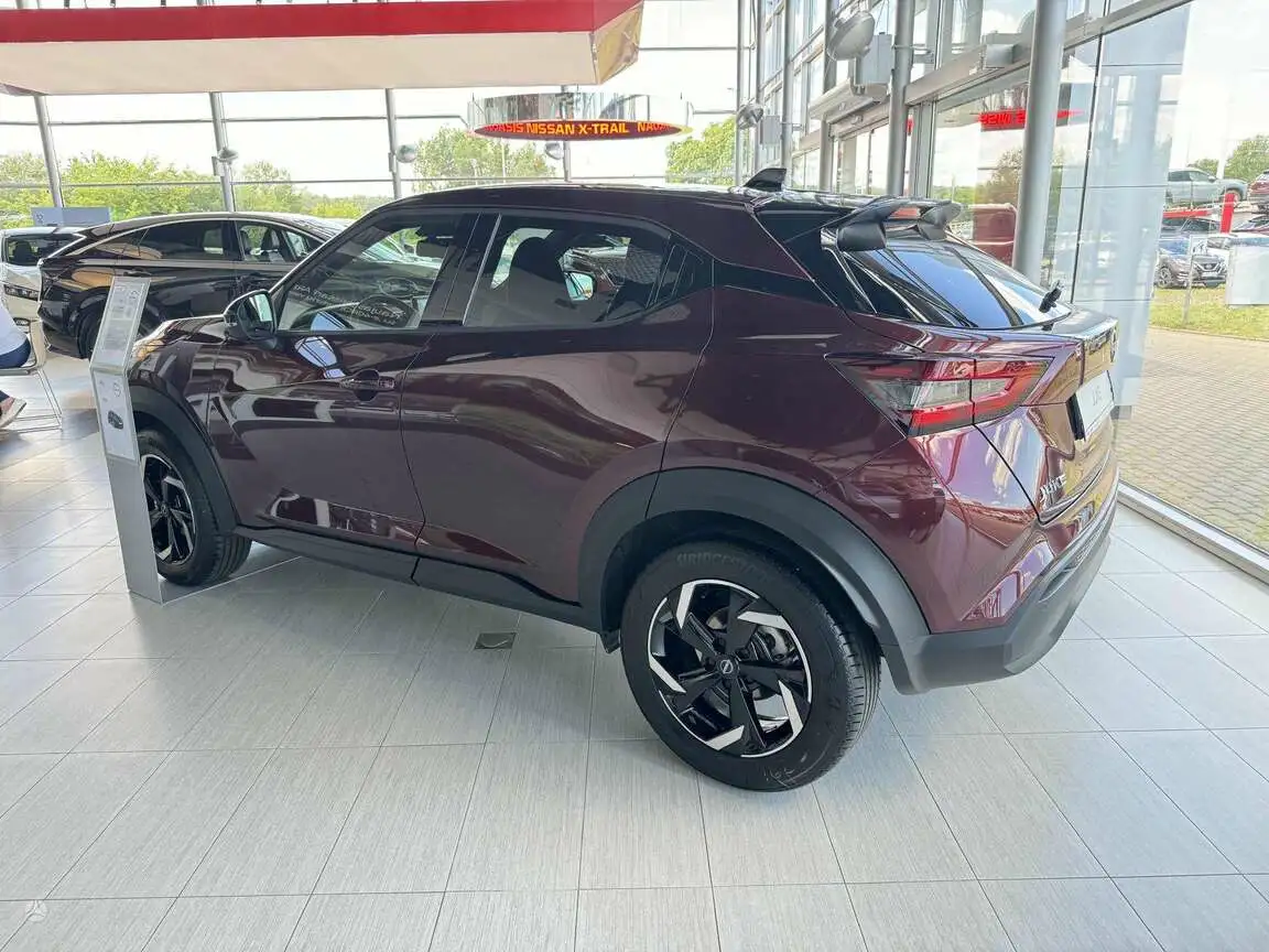 NISSAN JUKE