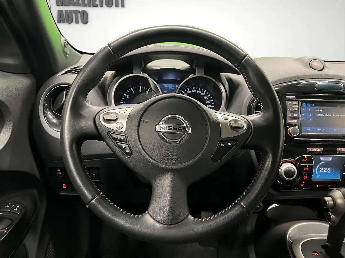 NISSAN JUKE