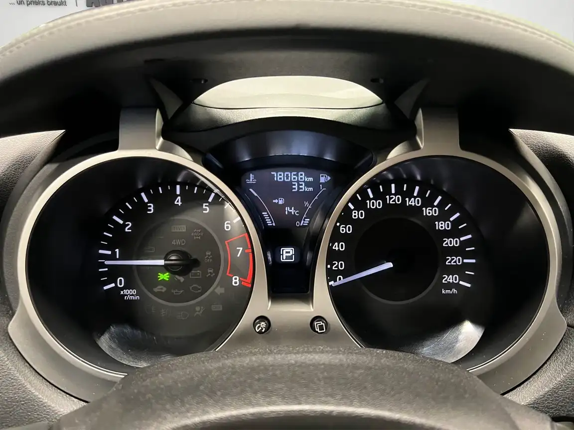 NISSAN JUKE