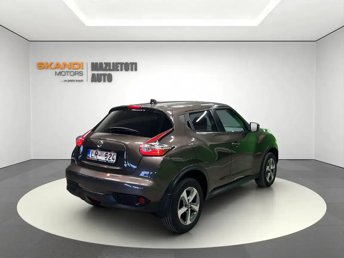 NISSAN JUKE