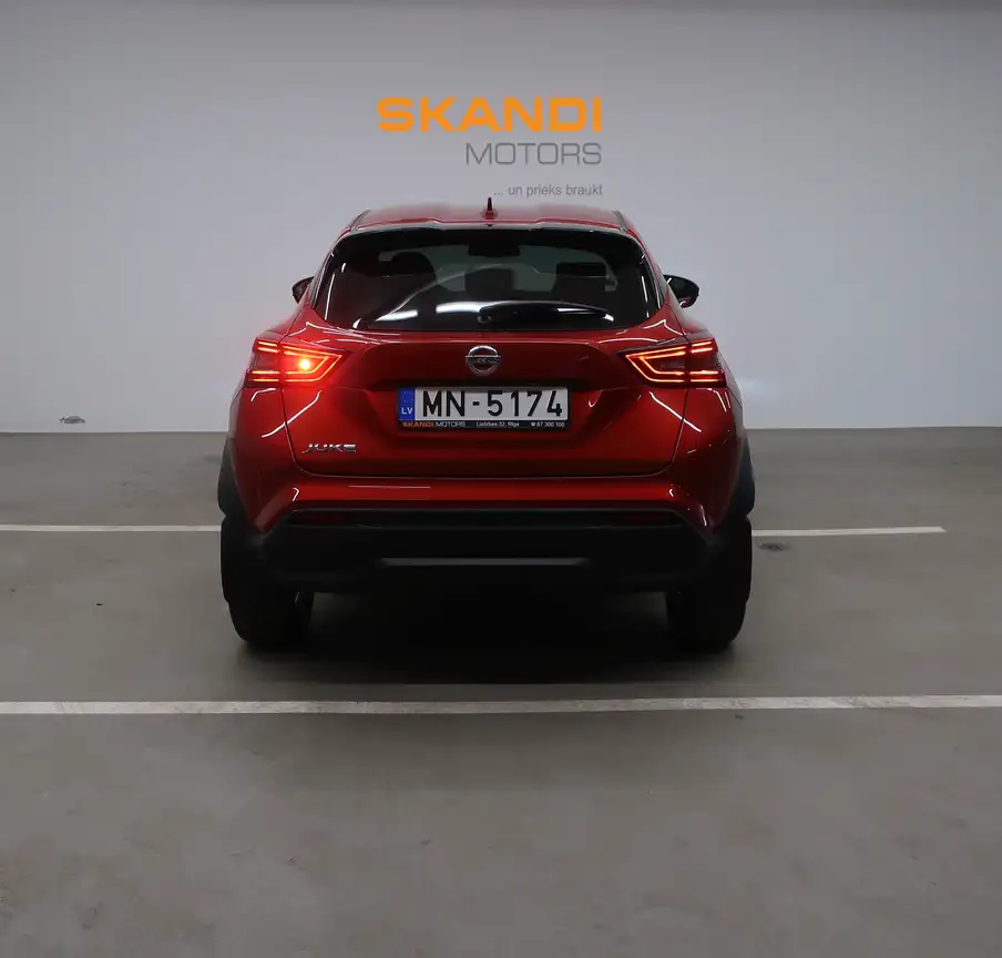 NISSAN JUKE