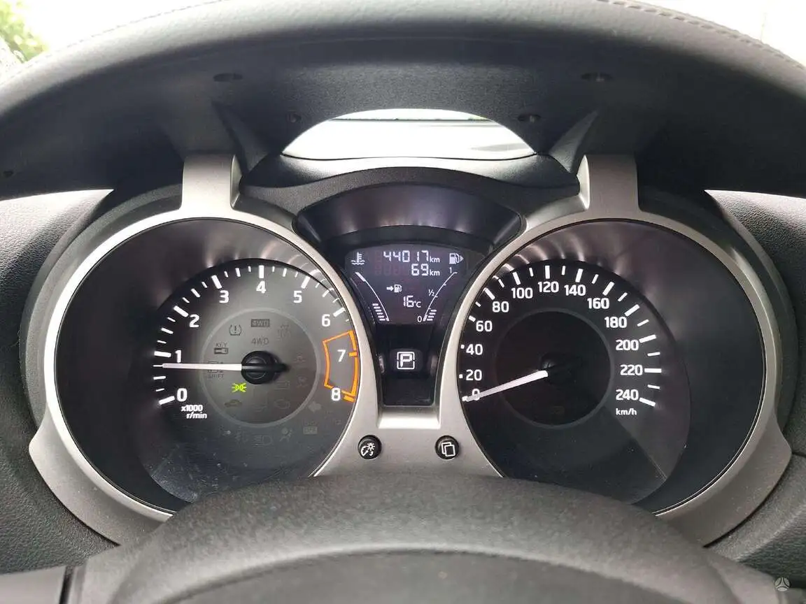 NISSAN JUKE
