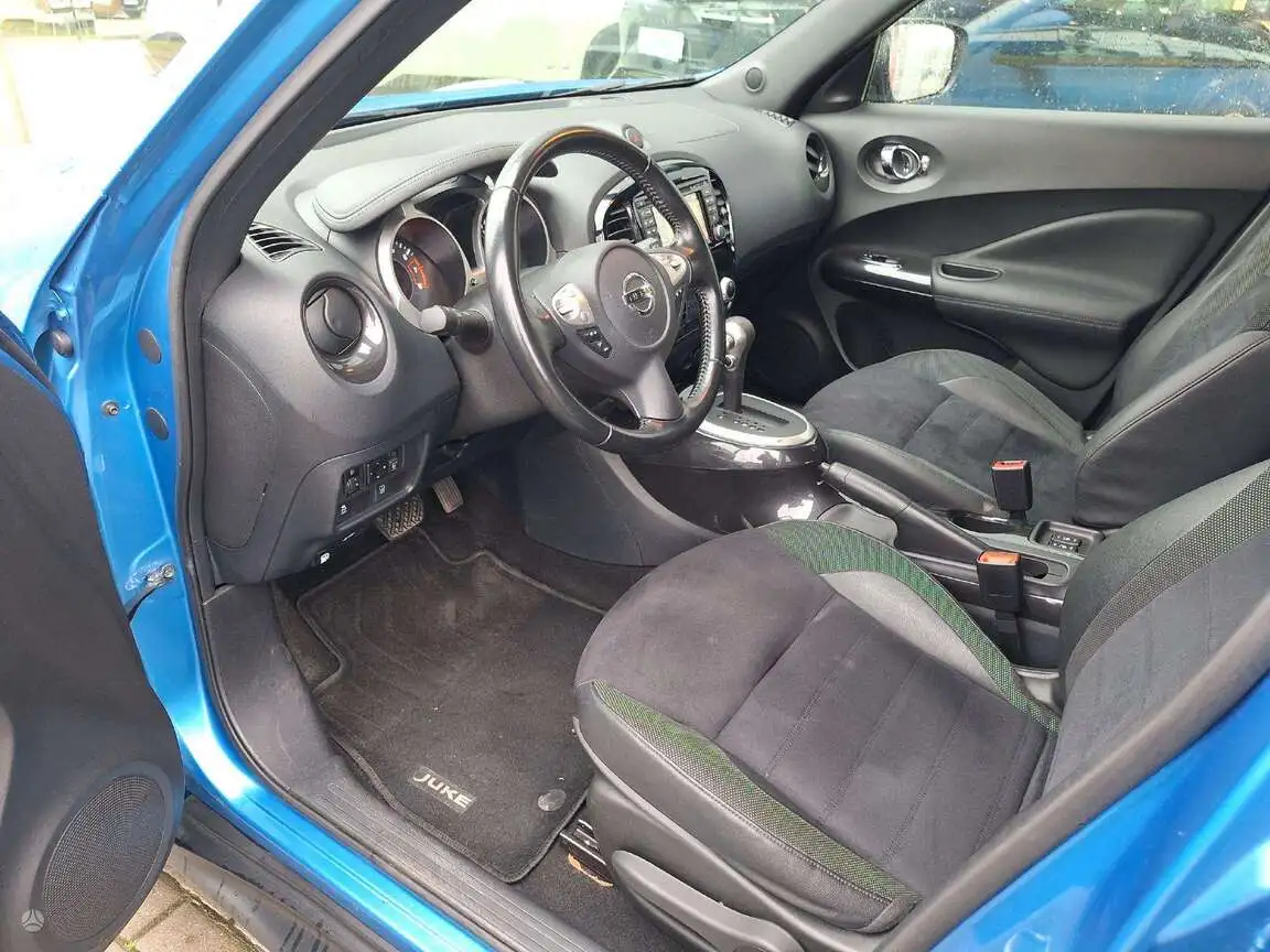 NISSAN JUKE