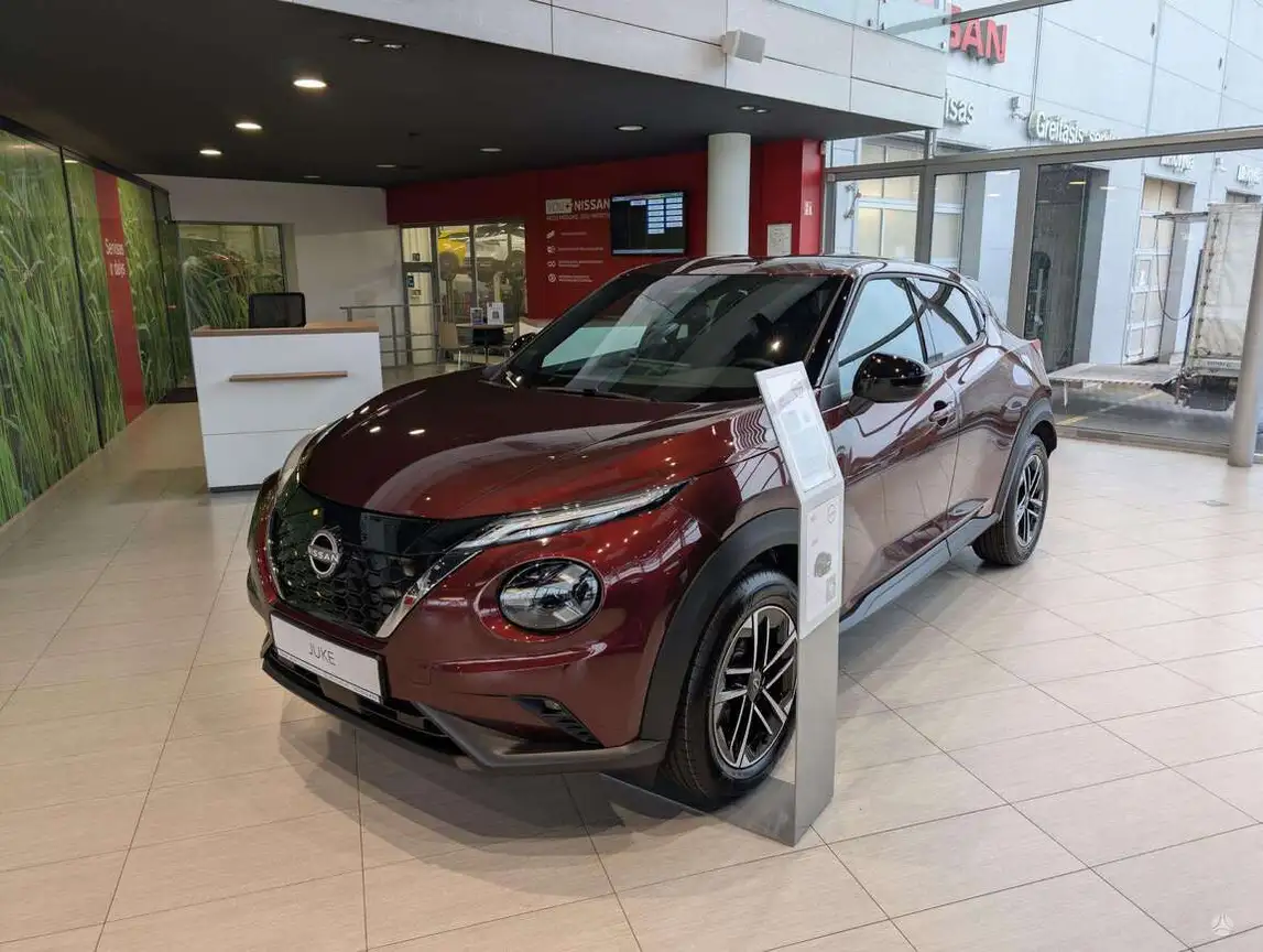 NISSAN JUKE