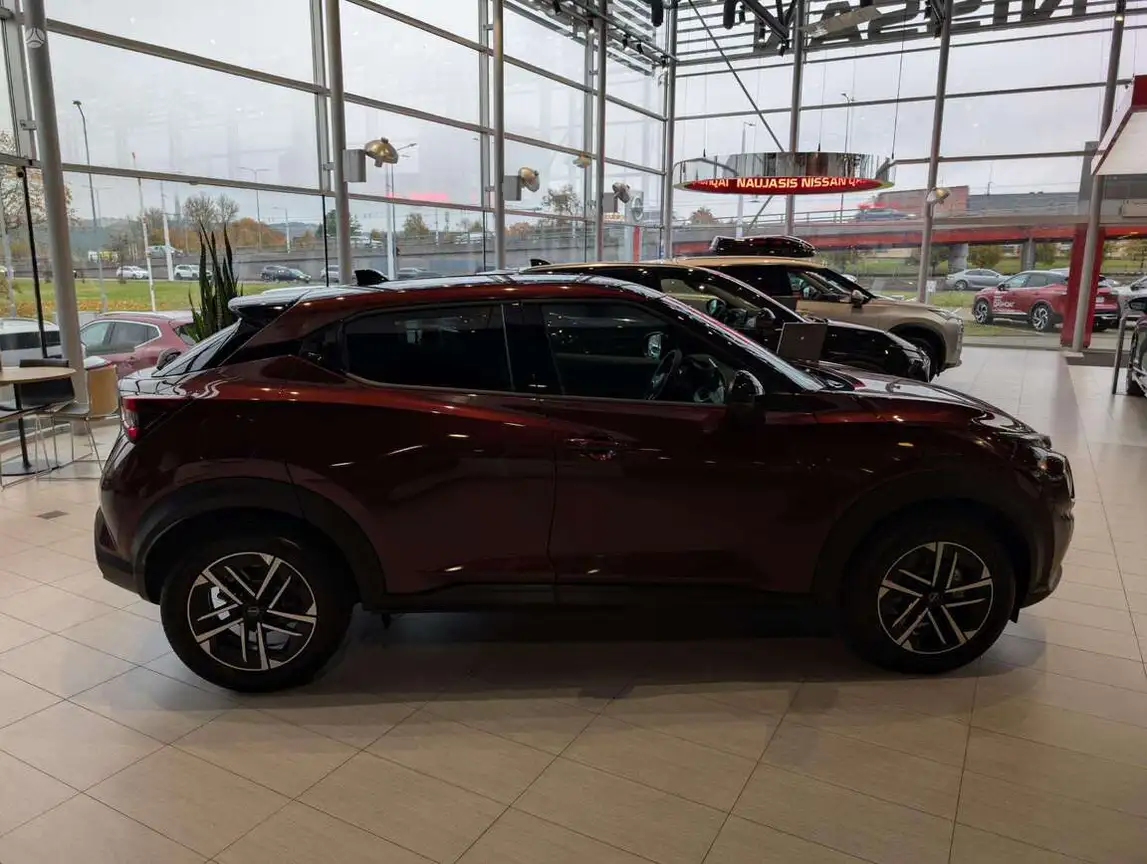NISSAN JUKE