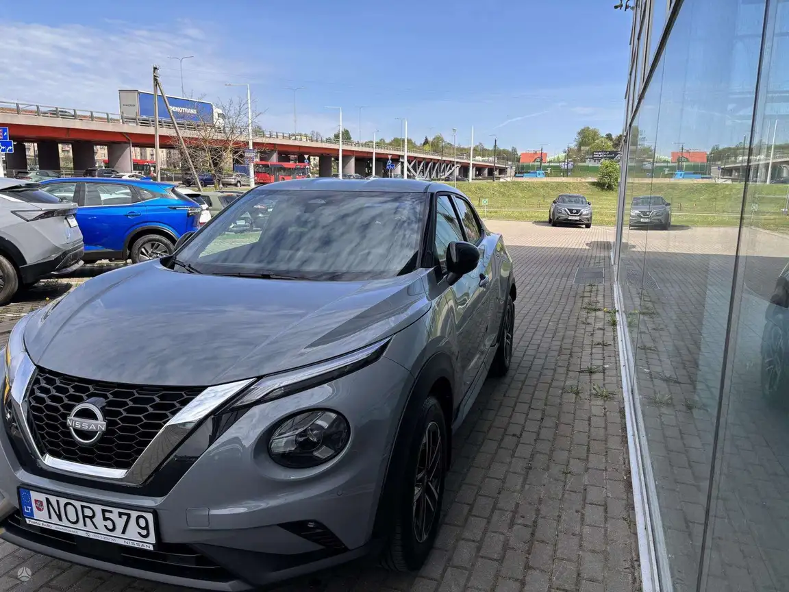 NISSAN JUKE