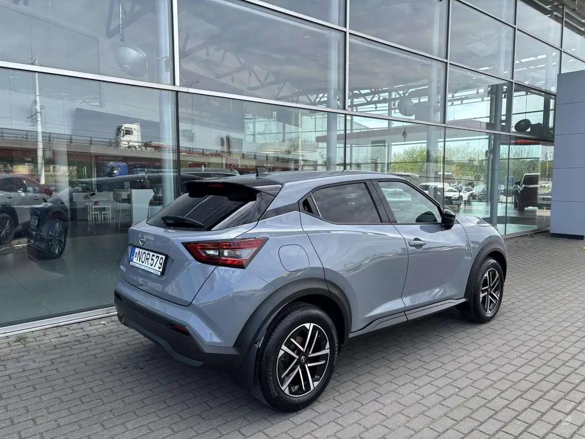 NISSAN JUKE