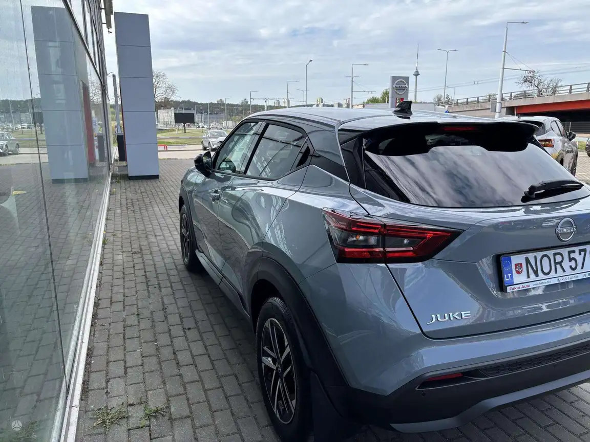 NISSAN JUKE