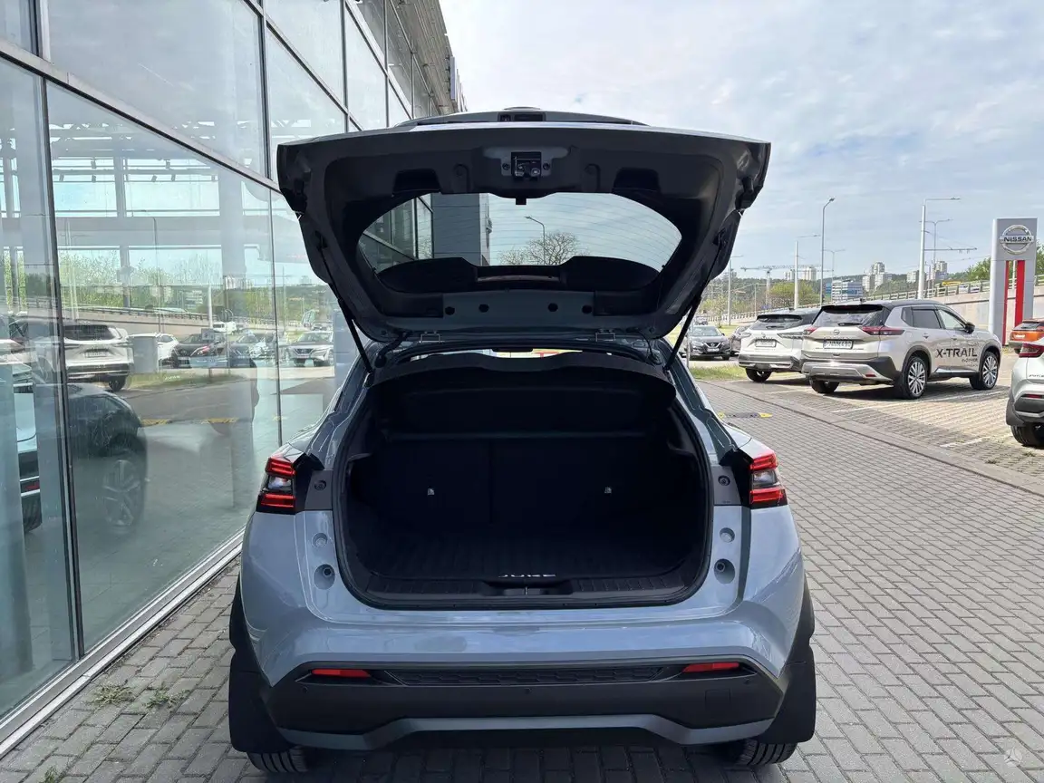 NISSAN JUKE