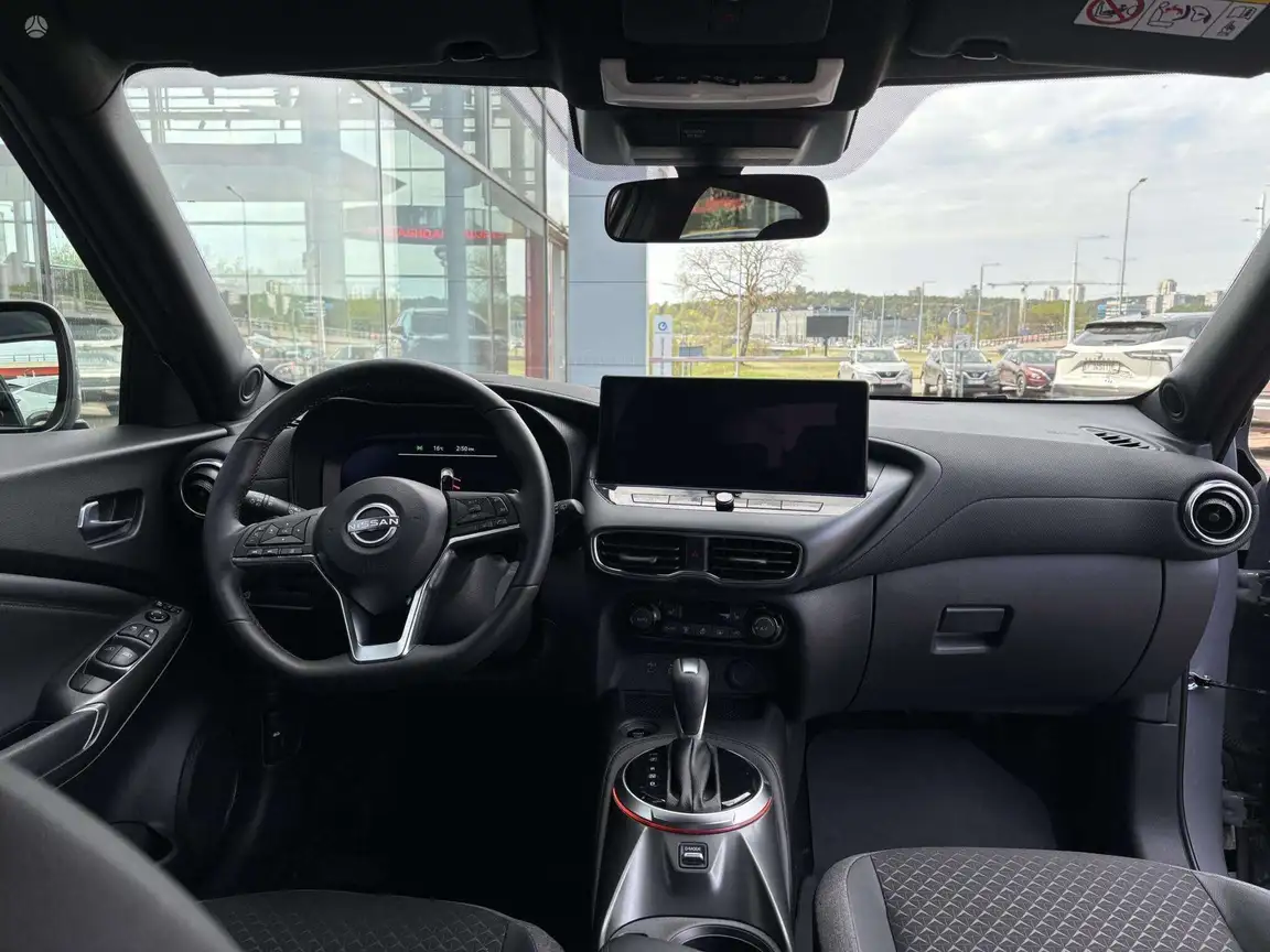 NISSAN JUKE
