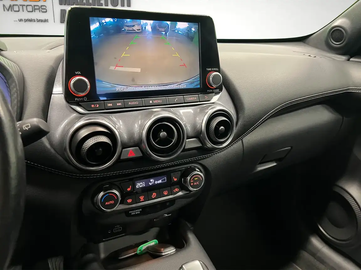 NISSAN JUKE