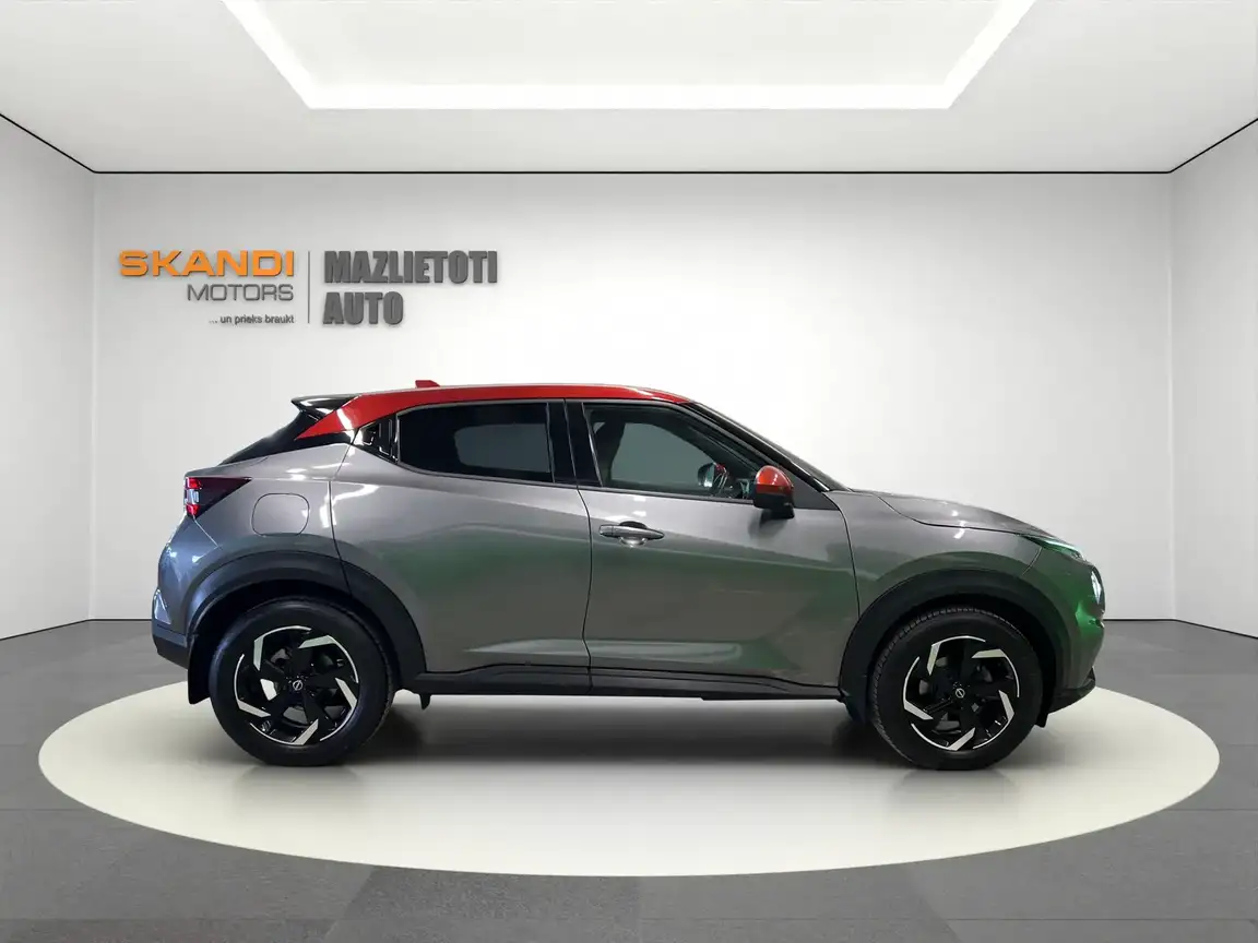NISSAN JUKE