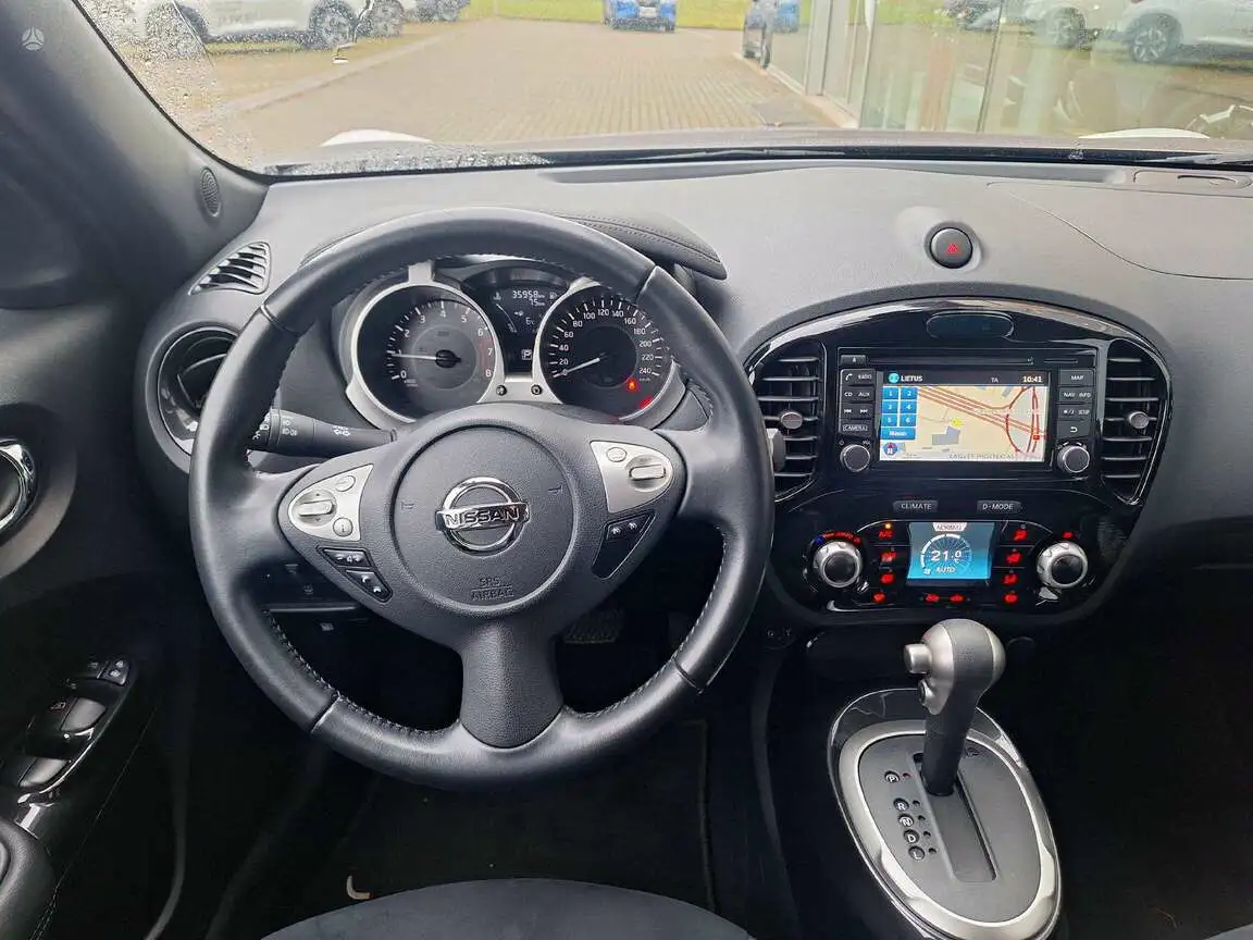 NISSAN JUKE