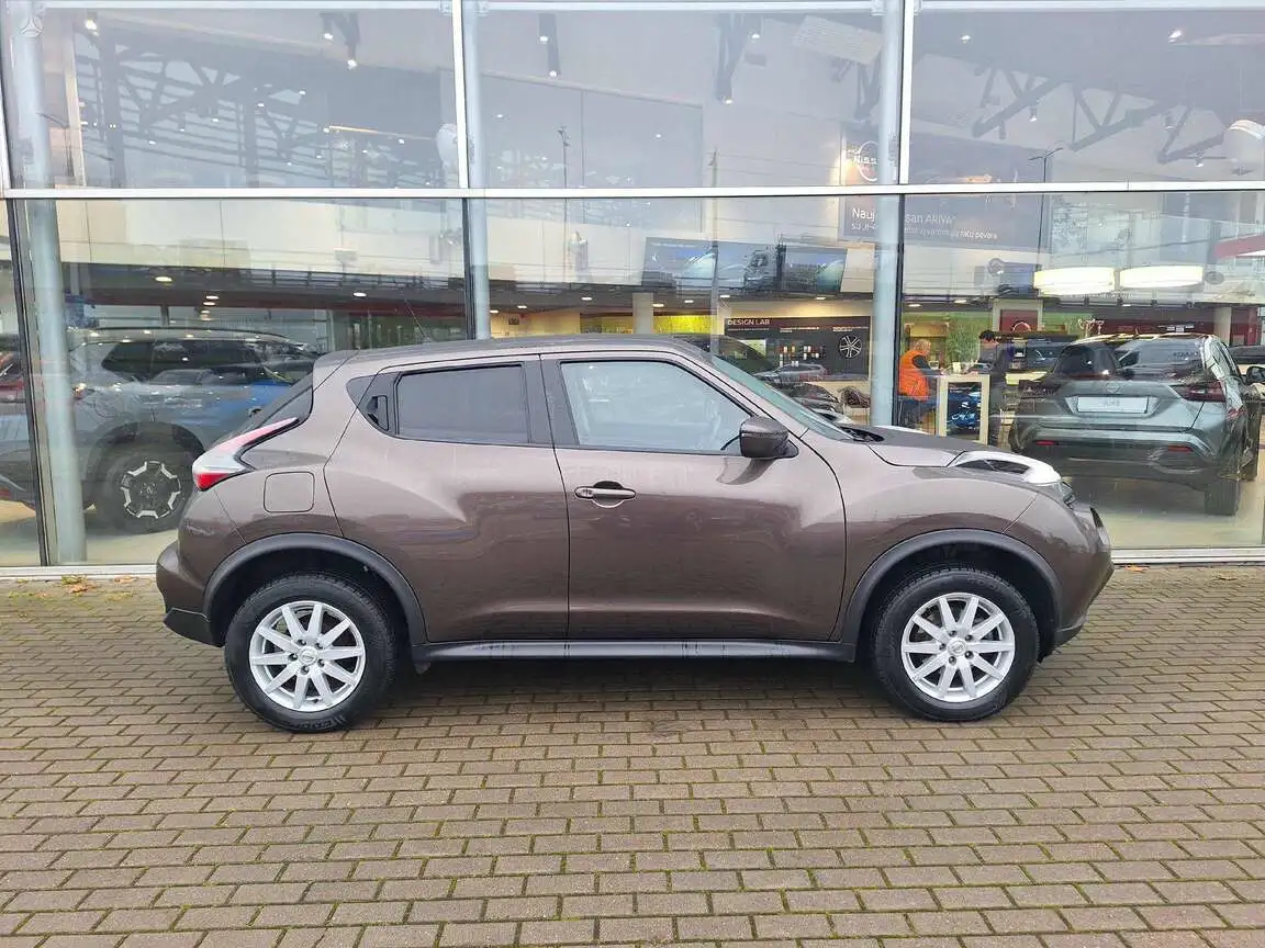 NISSAN JUKE