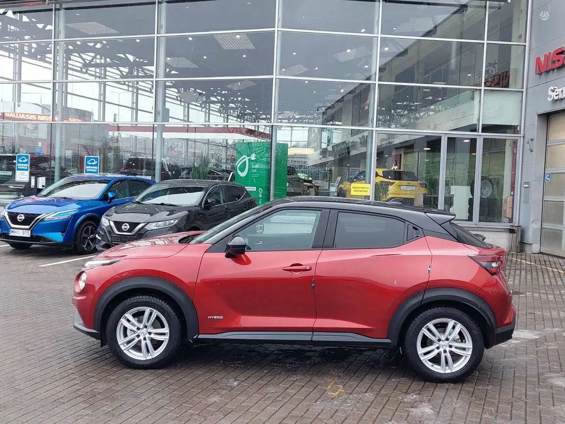 NISSAN JUKE
