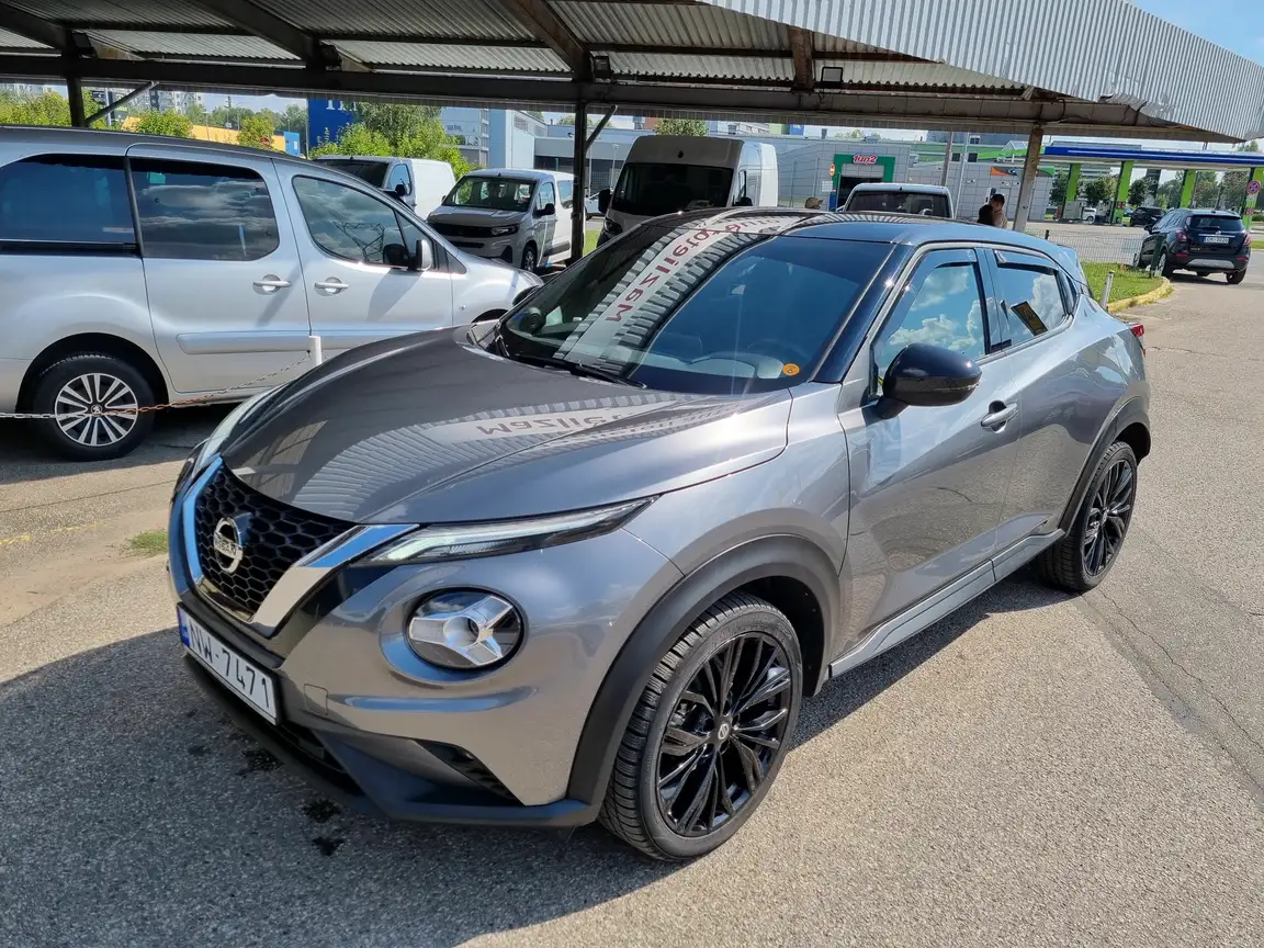 NISSAN JUKE