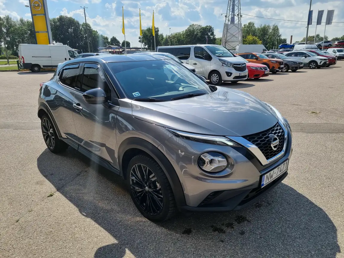 NISSAN JUKE