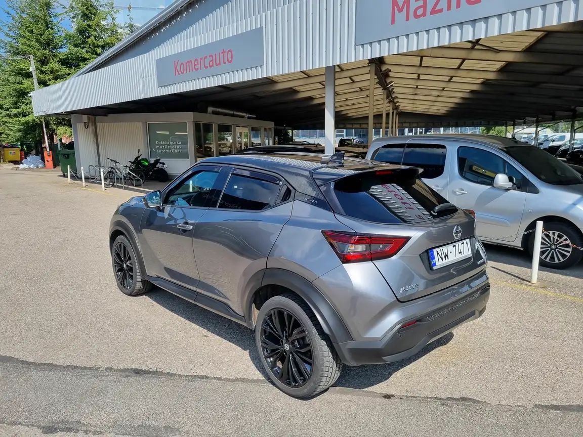 NISSAN JUKE