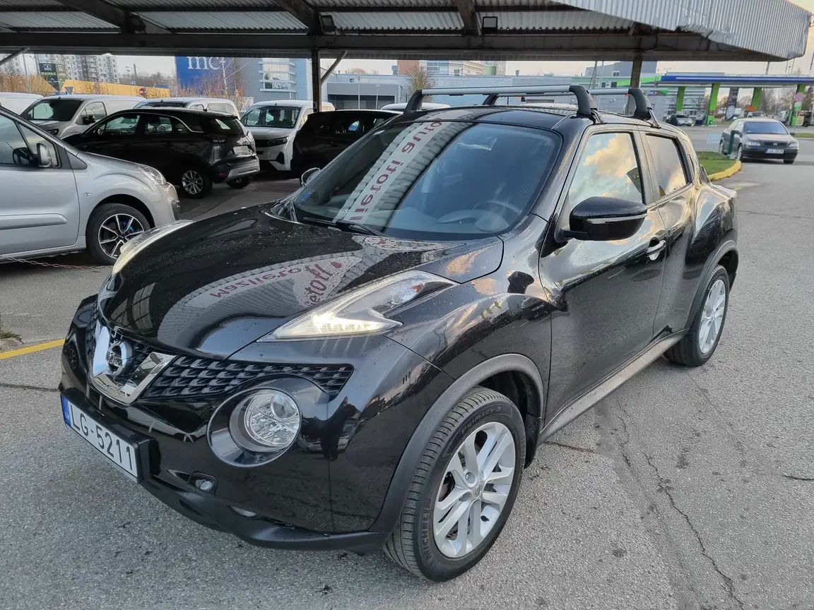 NISSAN JUKE