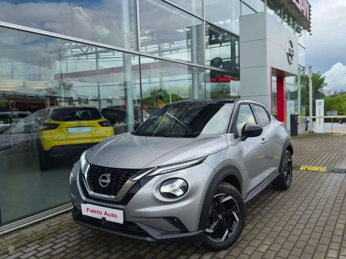 NISSAN JUKE