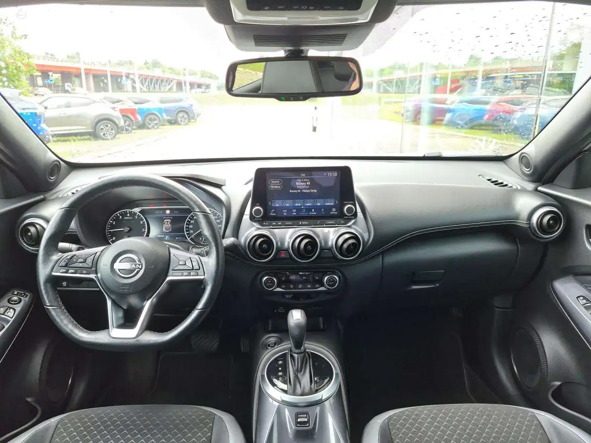 NISSAN JUKE