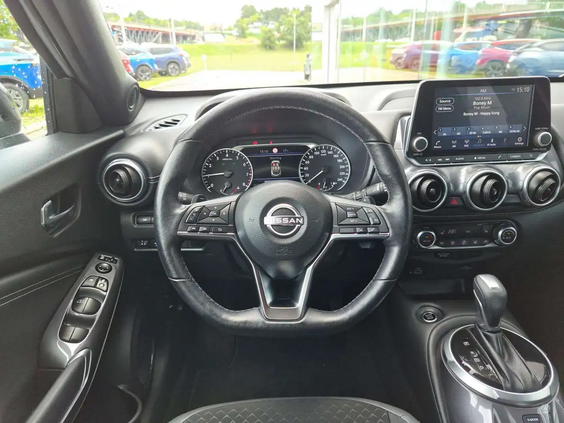 NISSAN JUKE