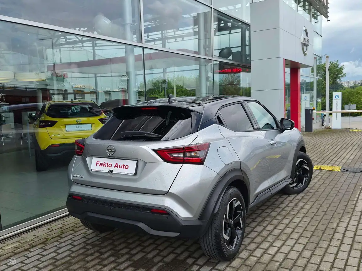 NISSAN JUKE