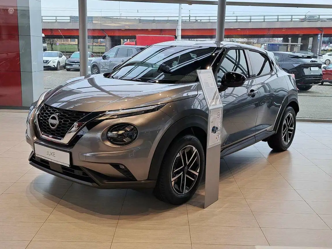 NISSAN JUKE