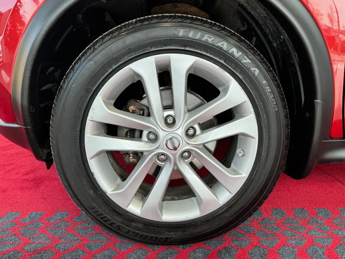 NISSAN JUKE