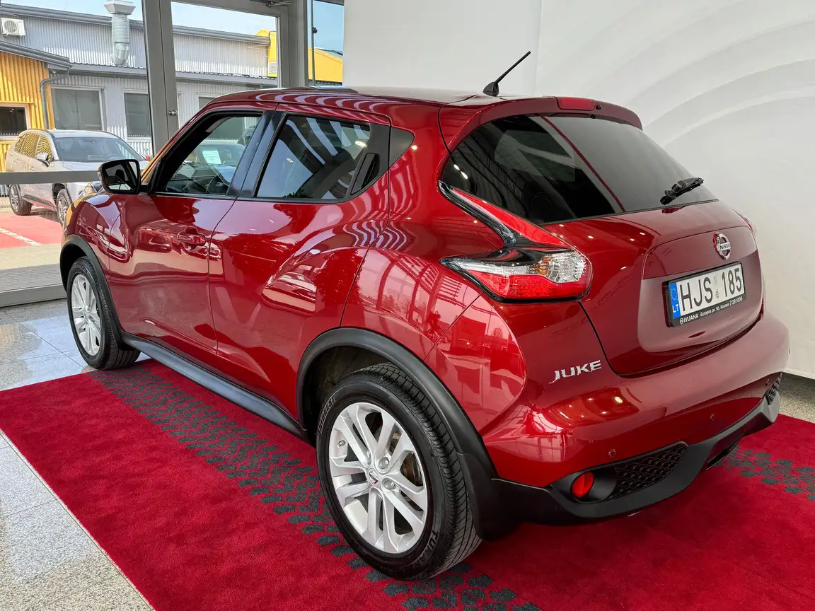 NISSAN JUKE