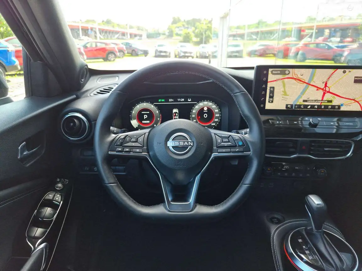 NISSAN JUKE