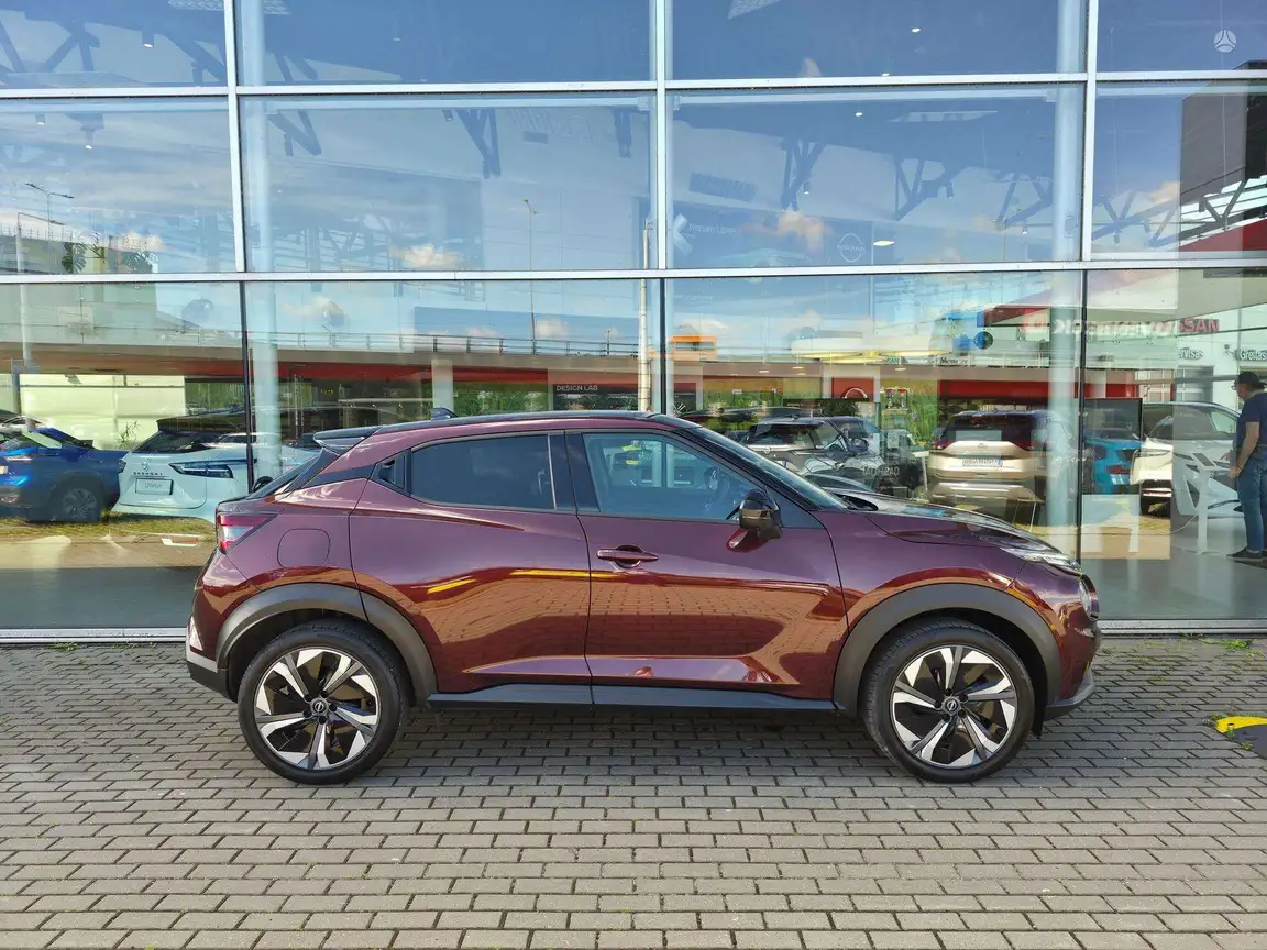 NISSAN JUKE