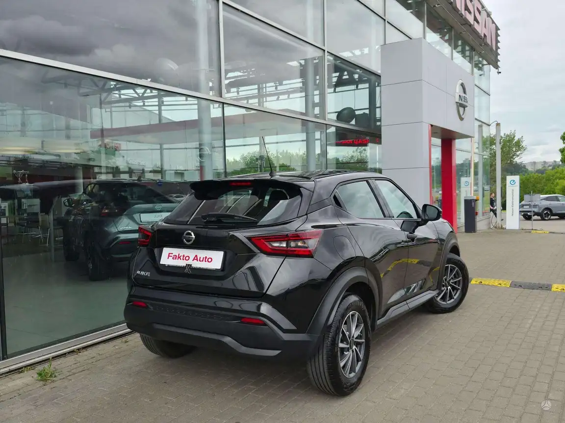 NISSAN JUKE