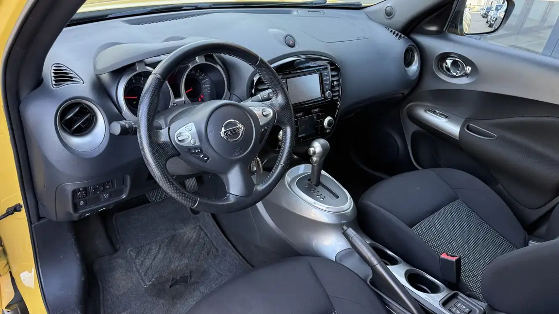 NISSAN JUKE