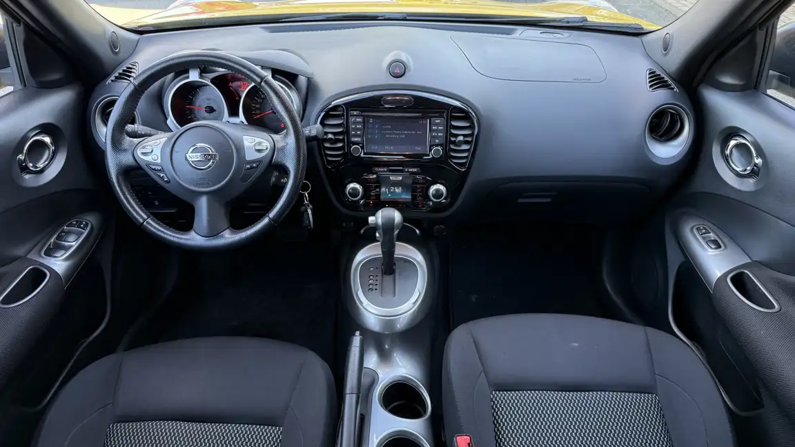 NISSAN JUKE
