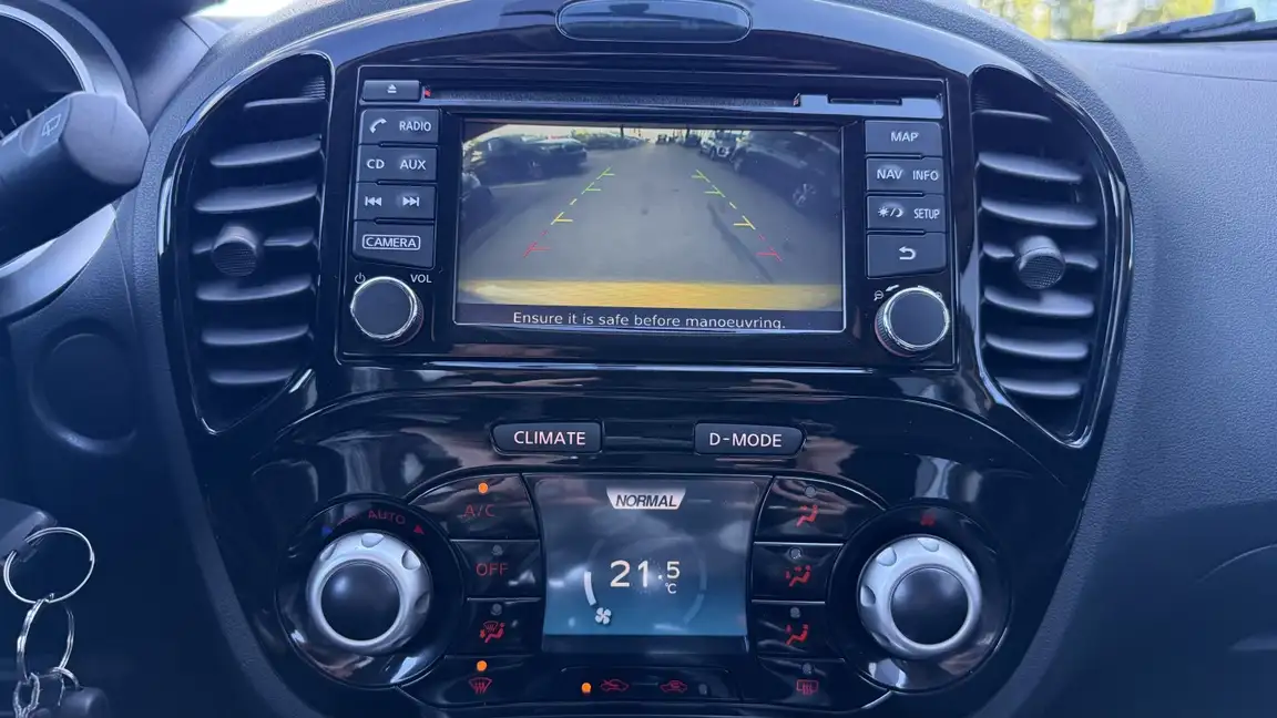 NISSAN JUKE