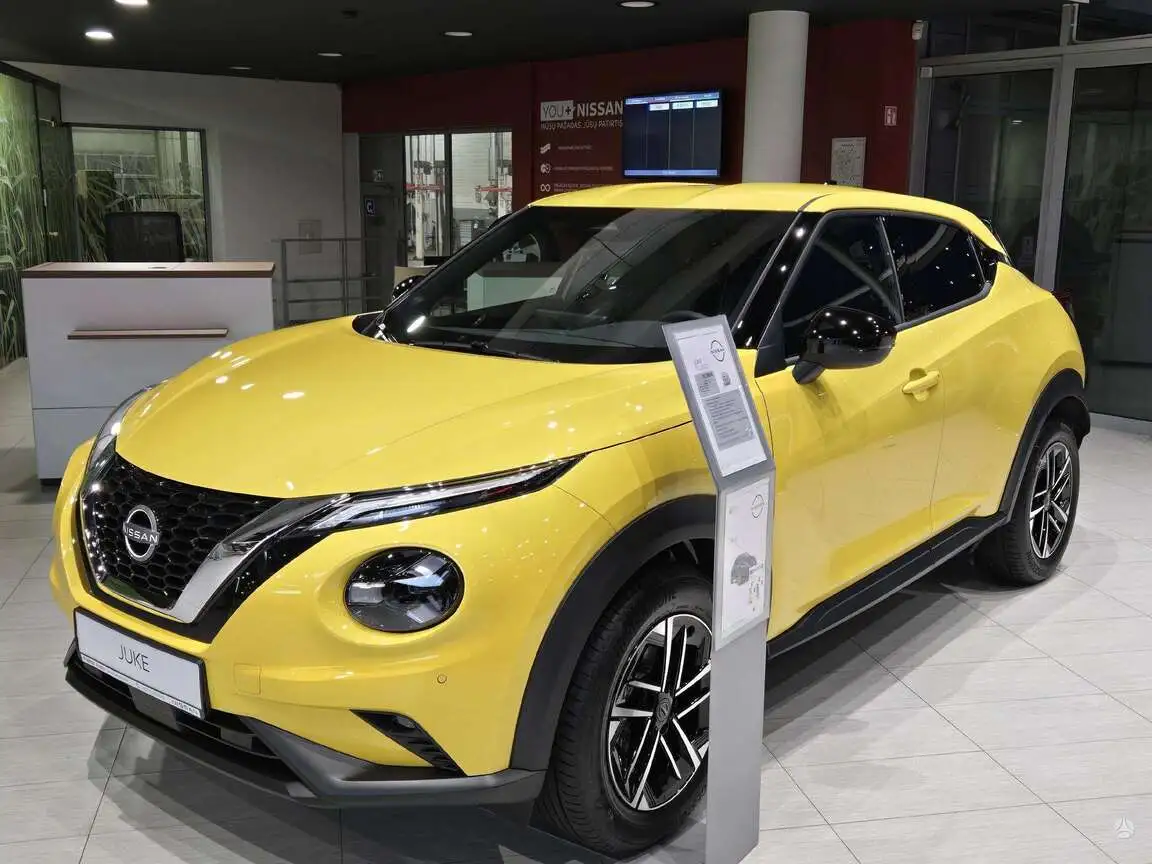 NISSAN JUKE