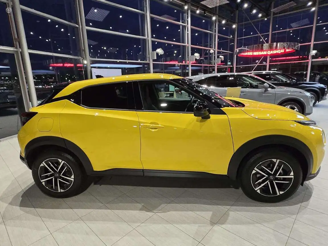 NISSAN JUKE