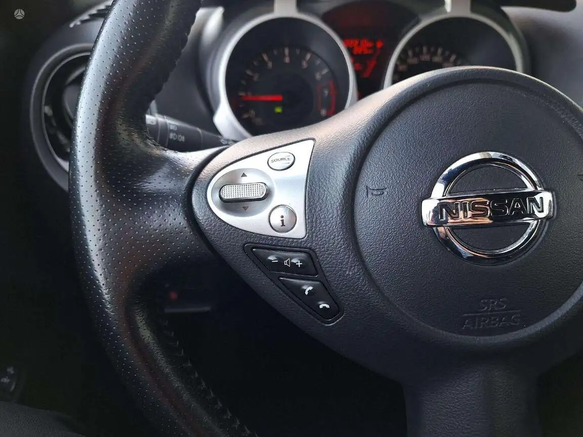NISSAN JUKE