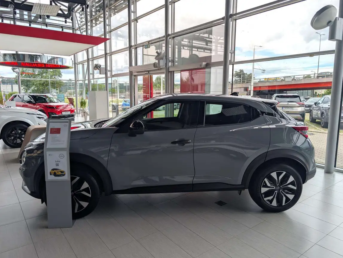 NISSAN JUKE