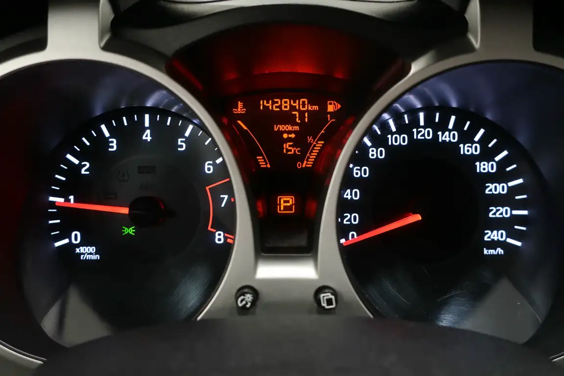 NISSAN JUKE