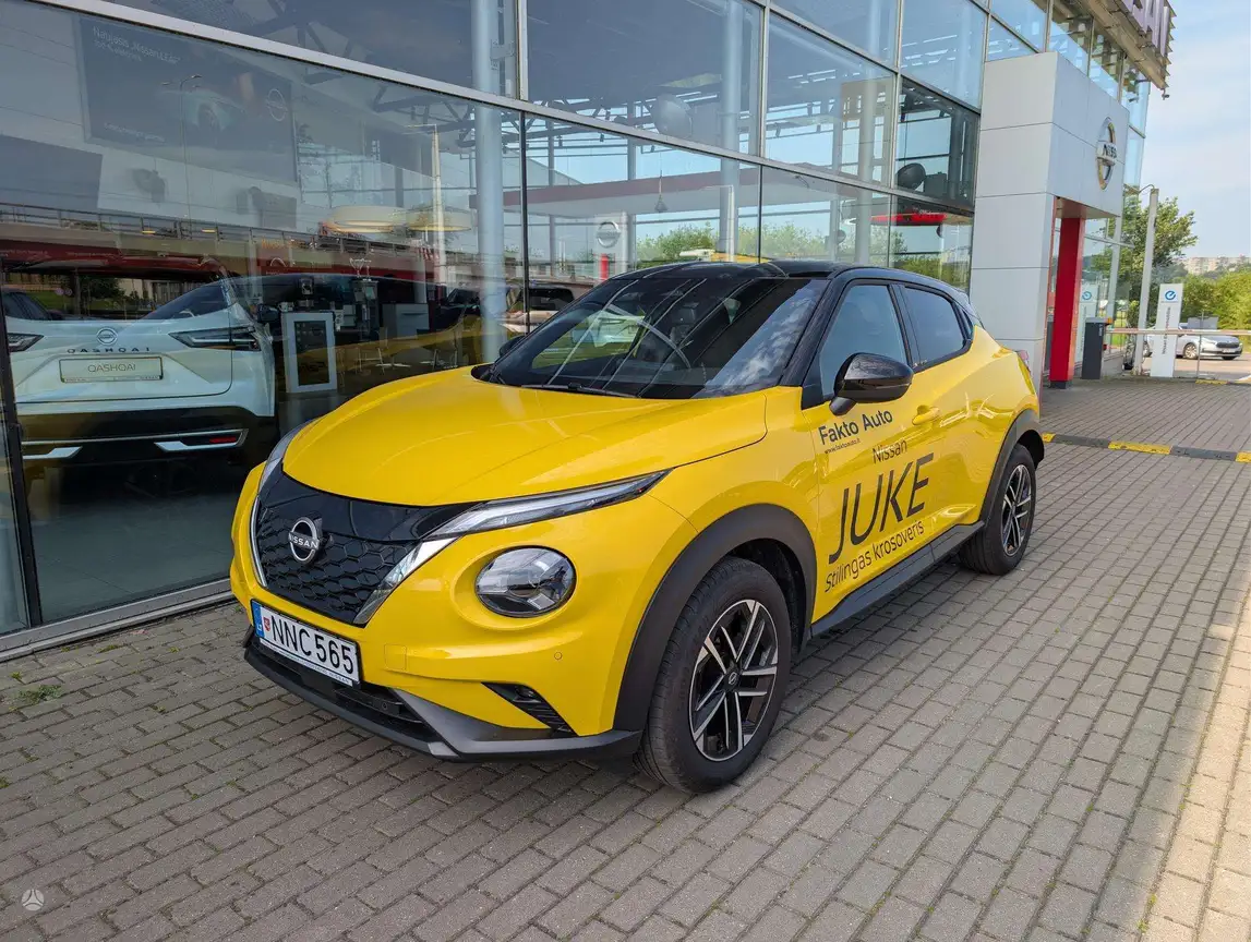 NISSAN JUKE