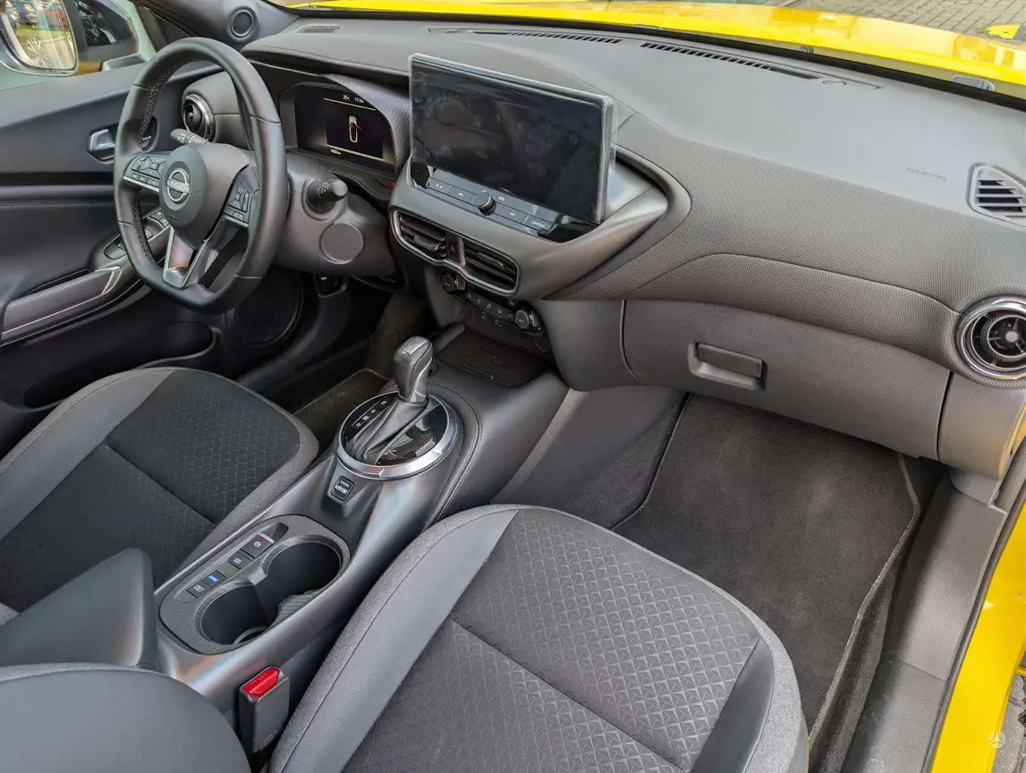 NISSAN JUKE