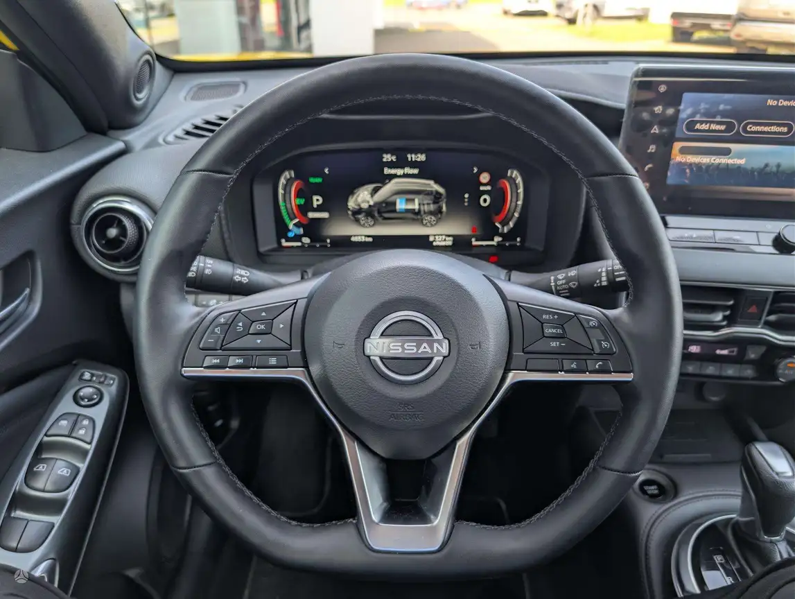 NISSAN JUKE
