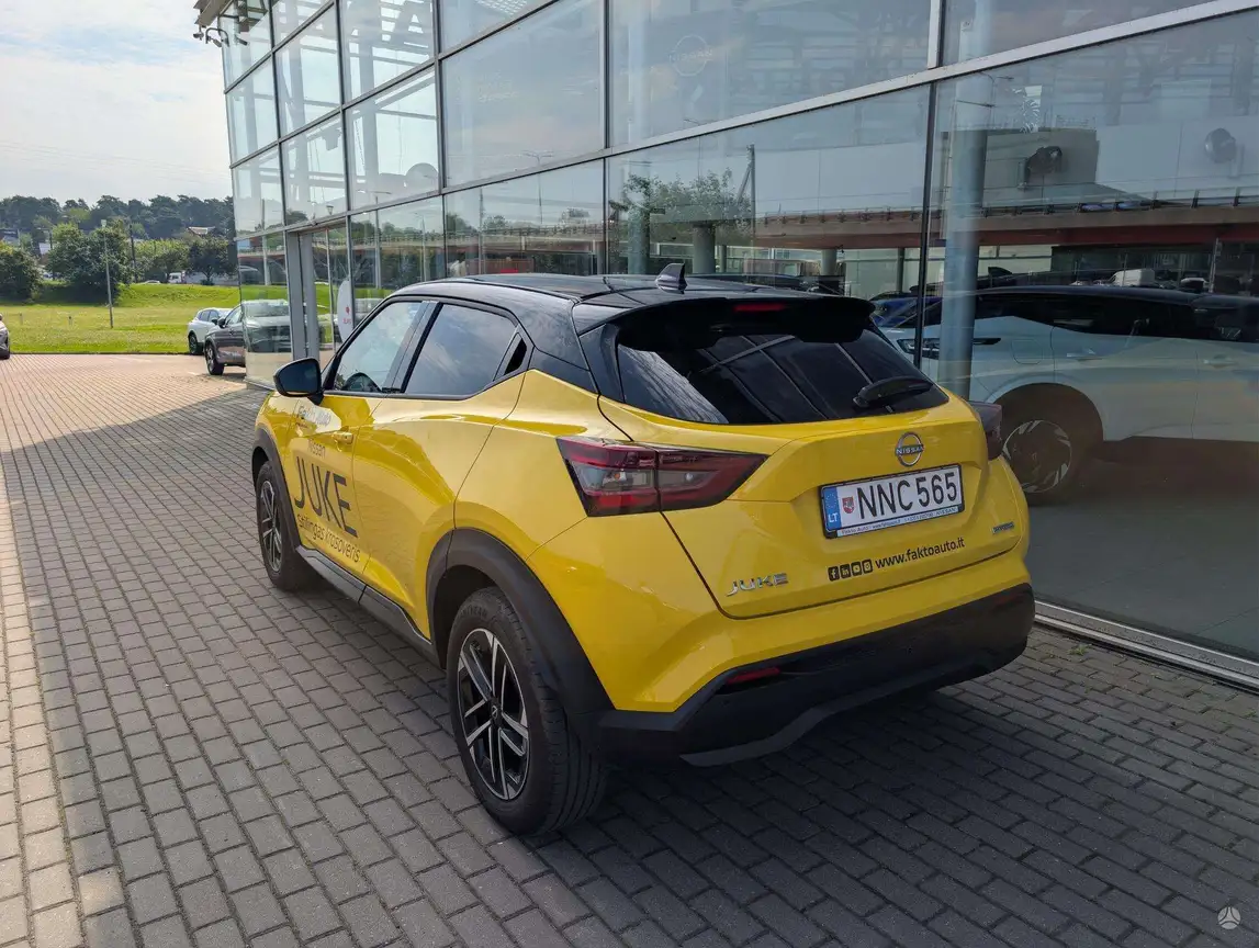 NISSAN JUKE