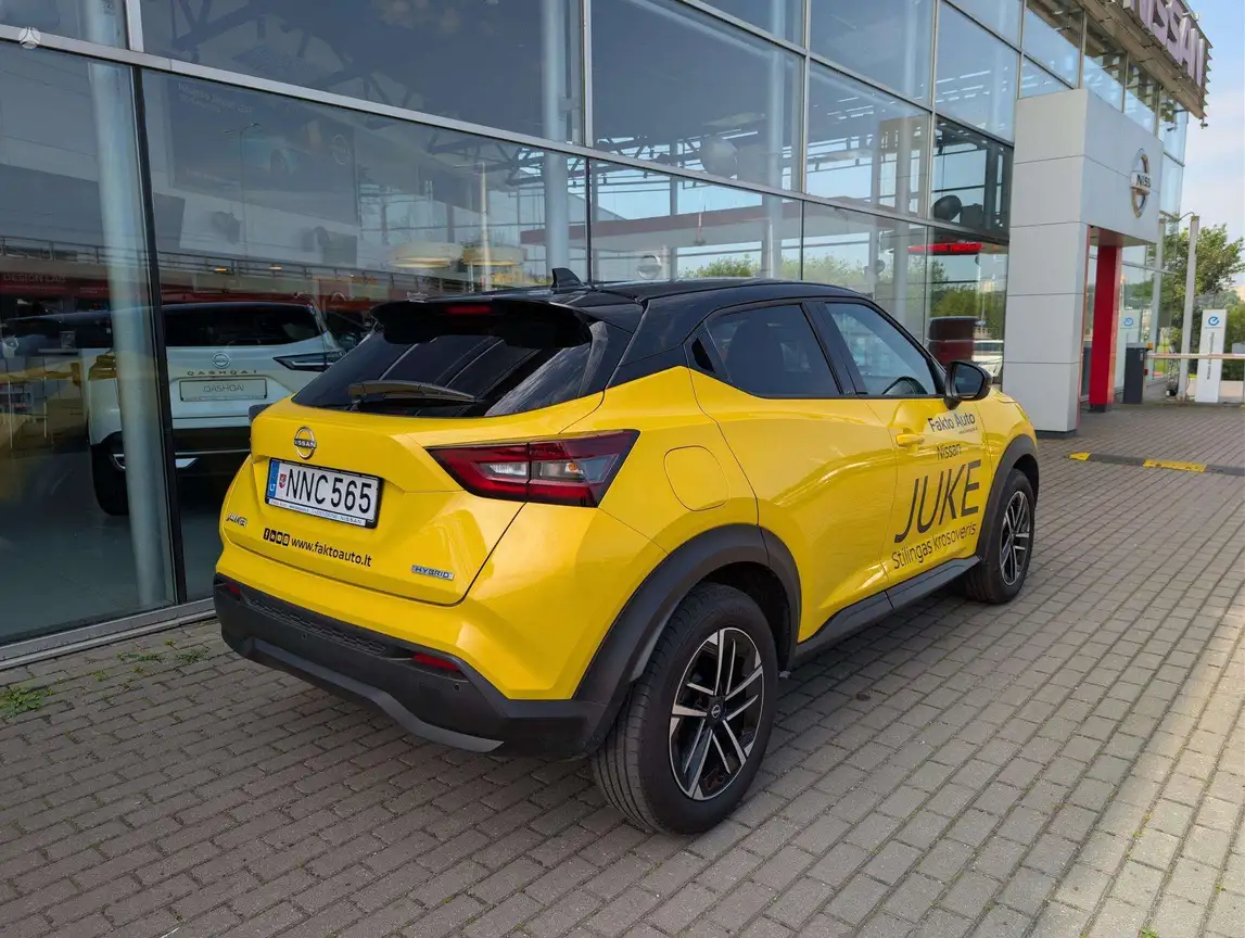 NISSAN JUKE