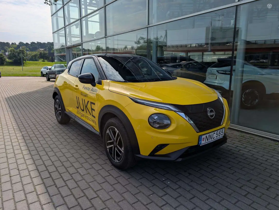 NISSAN JUKE