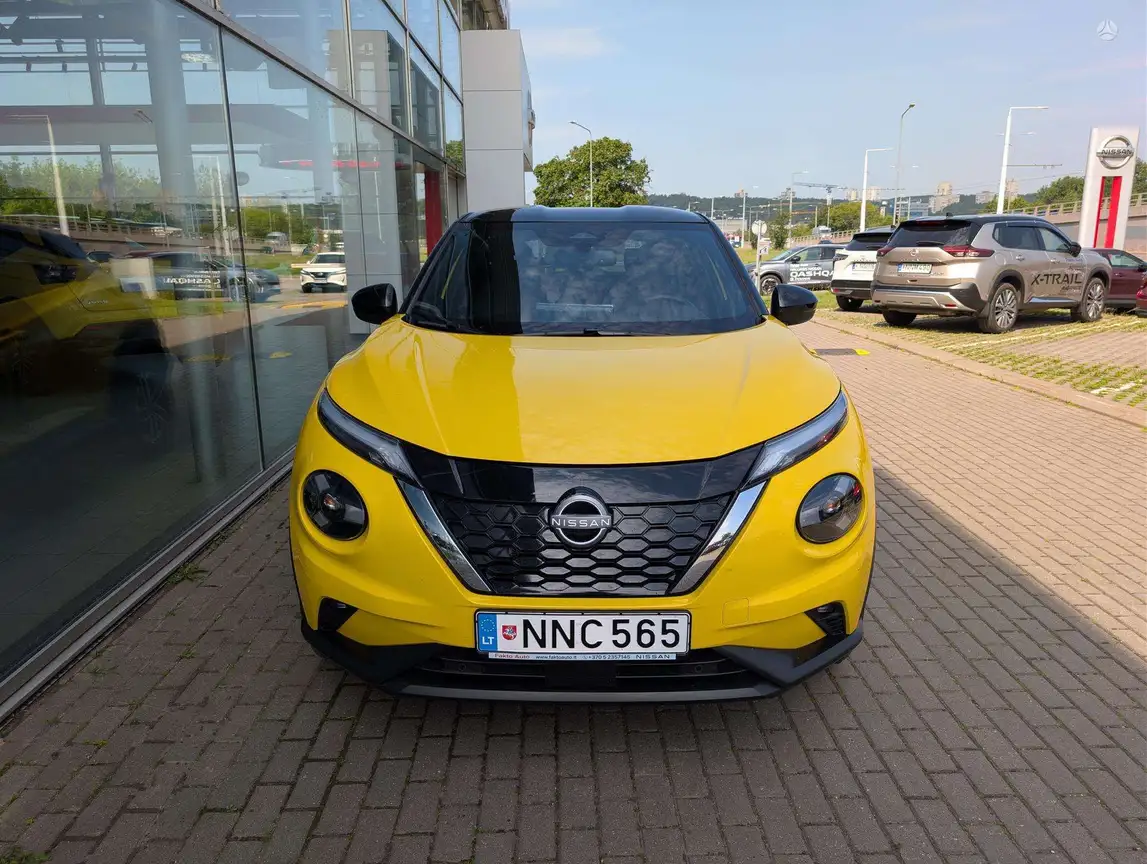 NISSAN JUKE