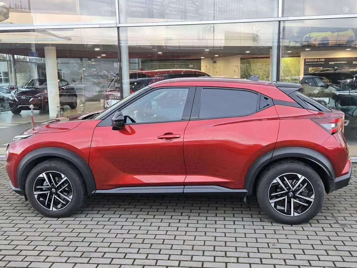 NISSAN JUKE